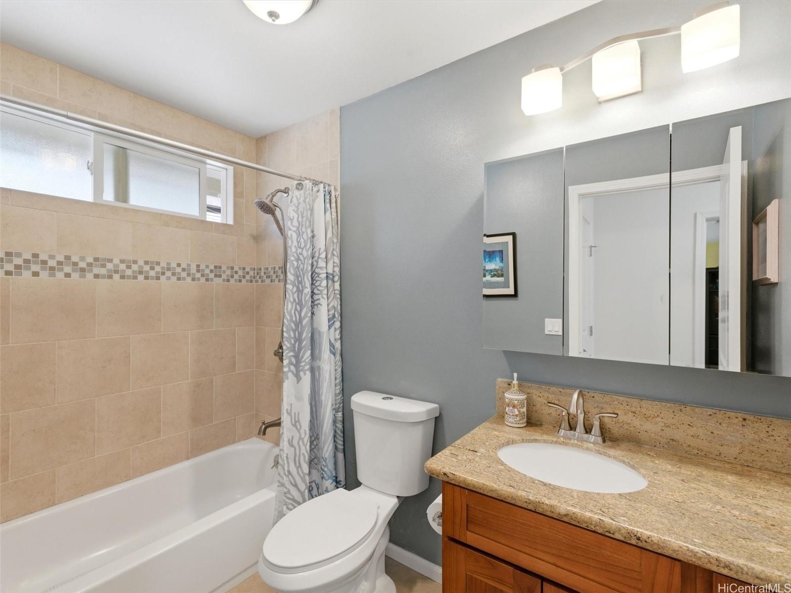 84-621  Ala Mahiku Street Makaha Oceanview Estates, Leeward home - photo 18 of 25