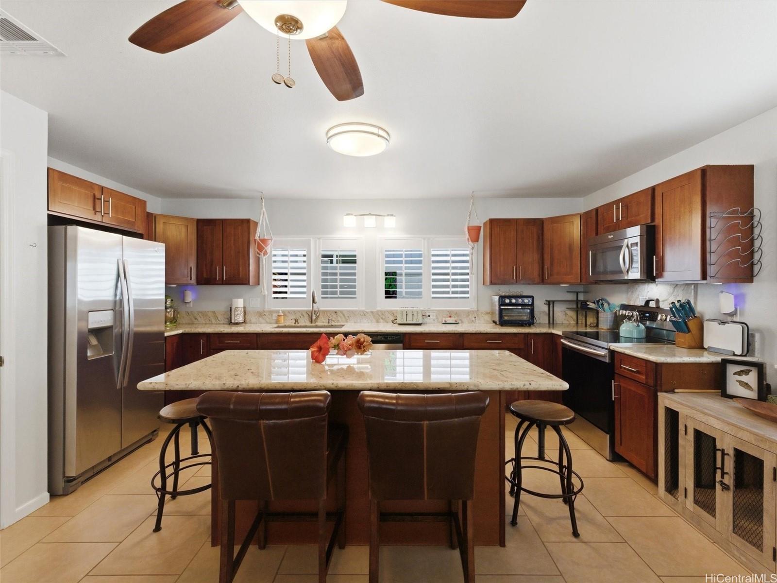 84-621  Ala Mahiku Street Makaha Oceanview Estates, Leeward home - photo 6 of 25