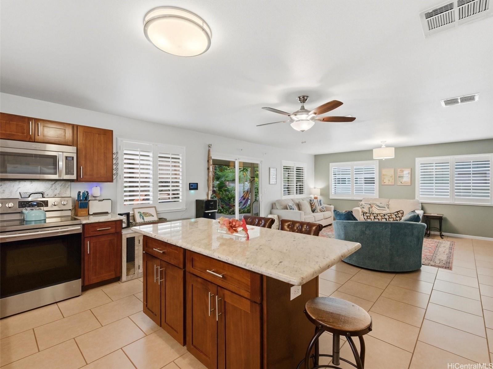 84-621  Ala Mahiku Street Makaha Oceanview Estates, Leeward home - photo 7 of 25