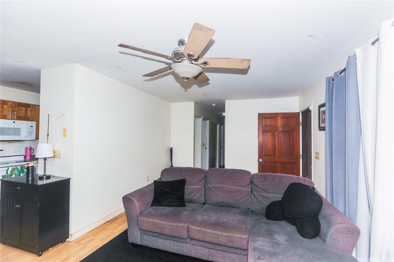 84-629  Lahaina St Makaha, Leeward home - photo 3 of 20