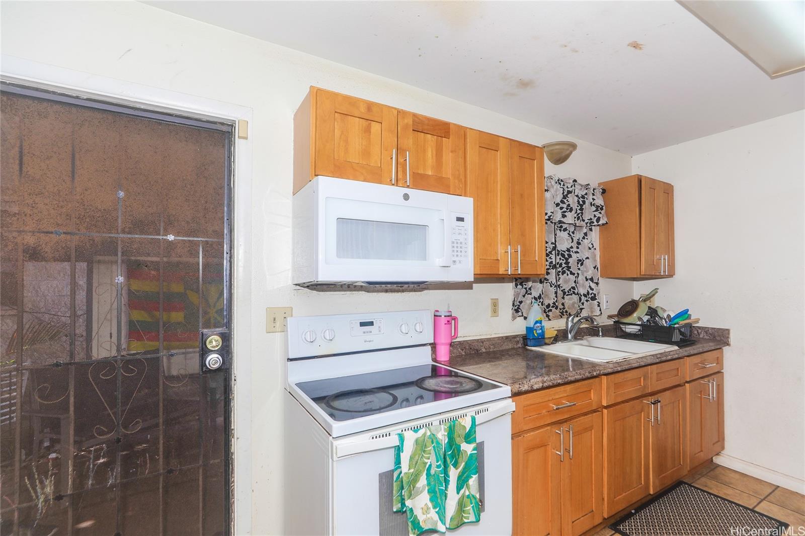 84-629  Lahaina St Makaha, Leeward home - photo 7 of 20