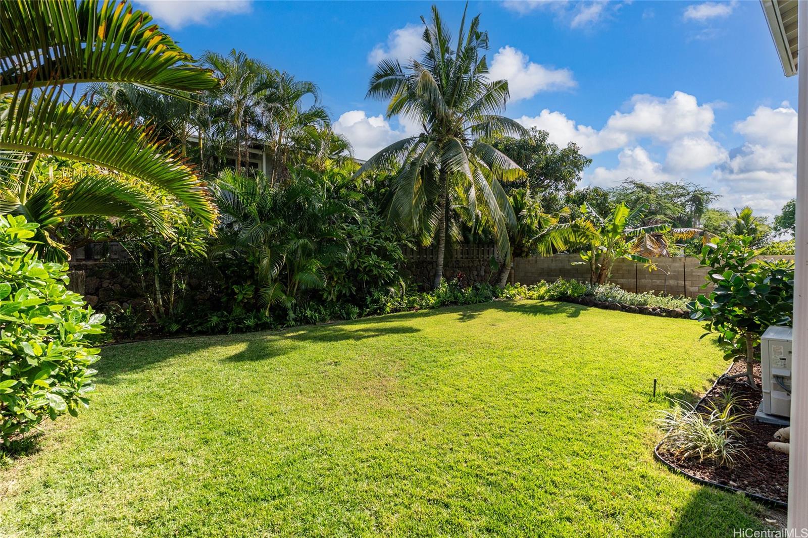 84-646  Upena Street Makaha, Leeward home - photo 18 of 25