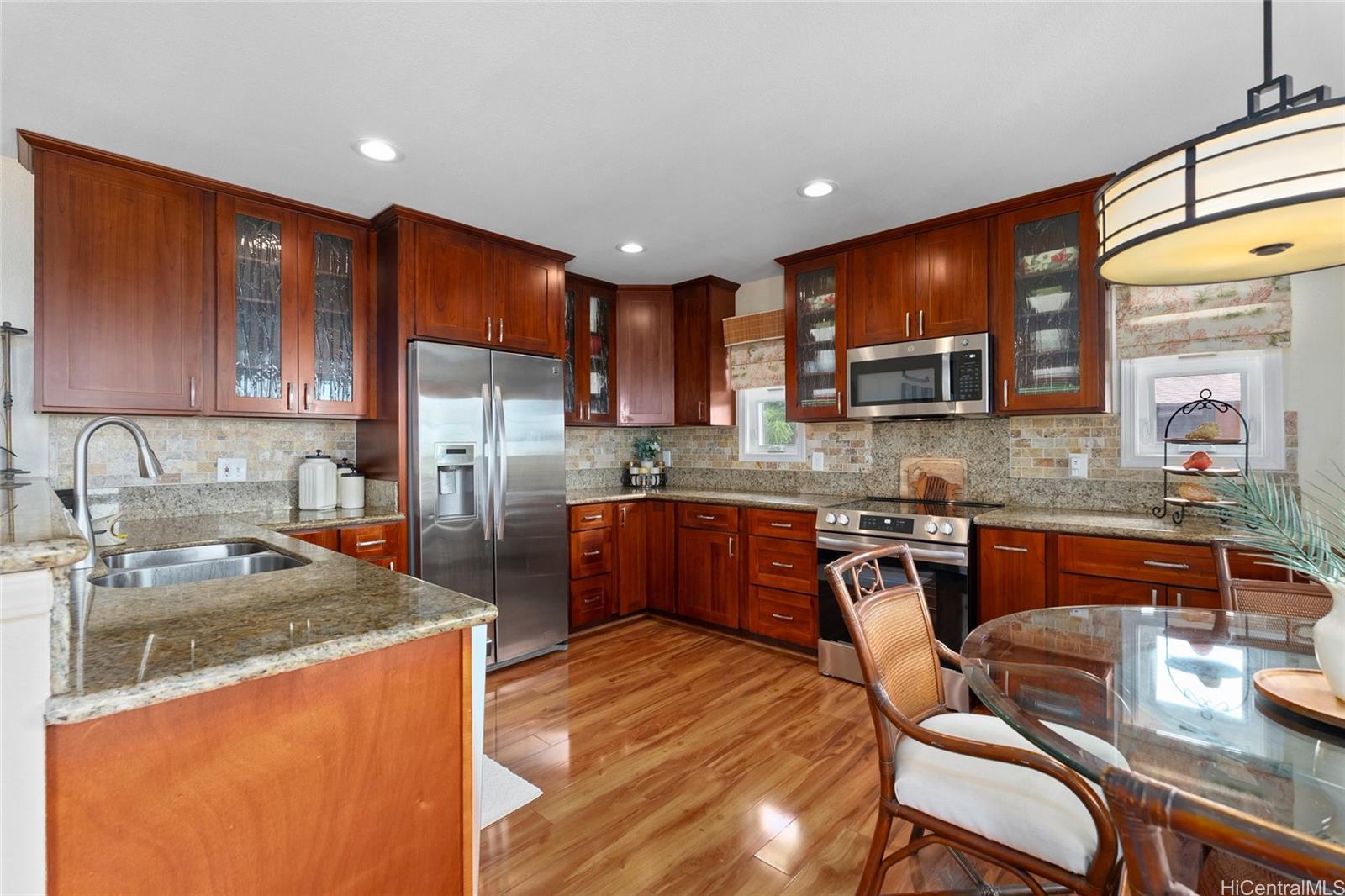 84-646  Upena Street Makaha, Leeward home - photo 3 of 25