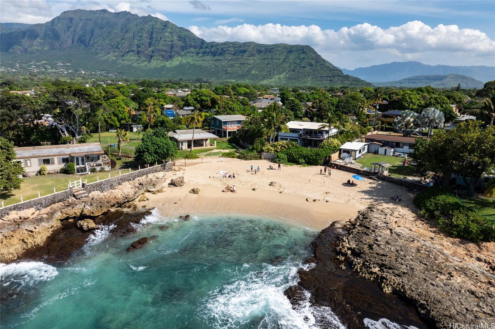 84-646  Upena Street Makaha, Leeward home - photo 24 of 25