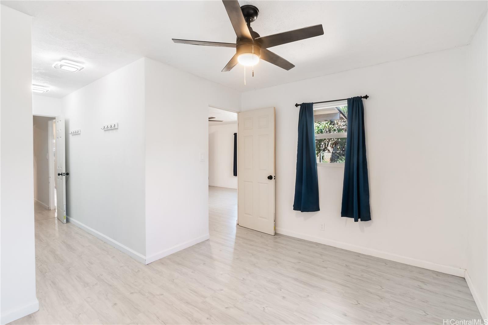 84-648  Kepue Street Makaha, Leeward home - photo 11 of 18