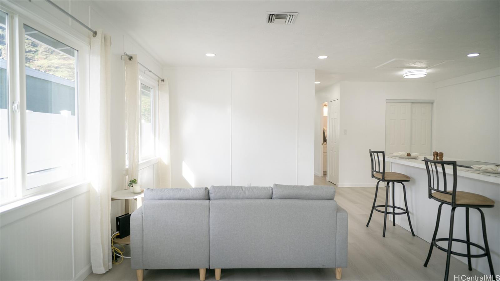 84-658  Manuku Street Makaha, Leeward home - photo 8 of 25