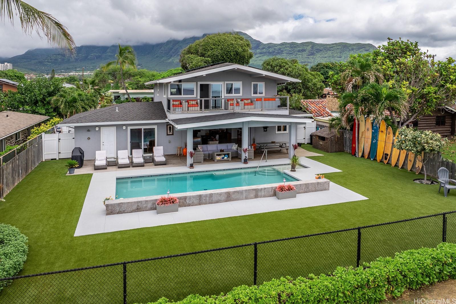 84-663  Upena St Makaha, Leeward home - photo 2 of 25