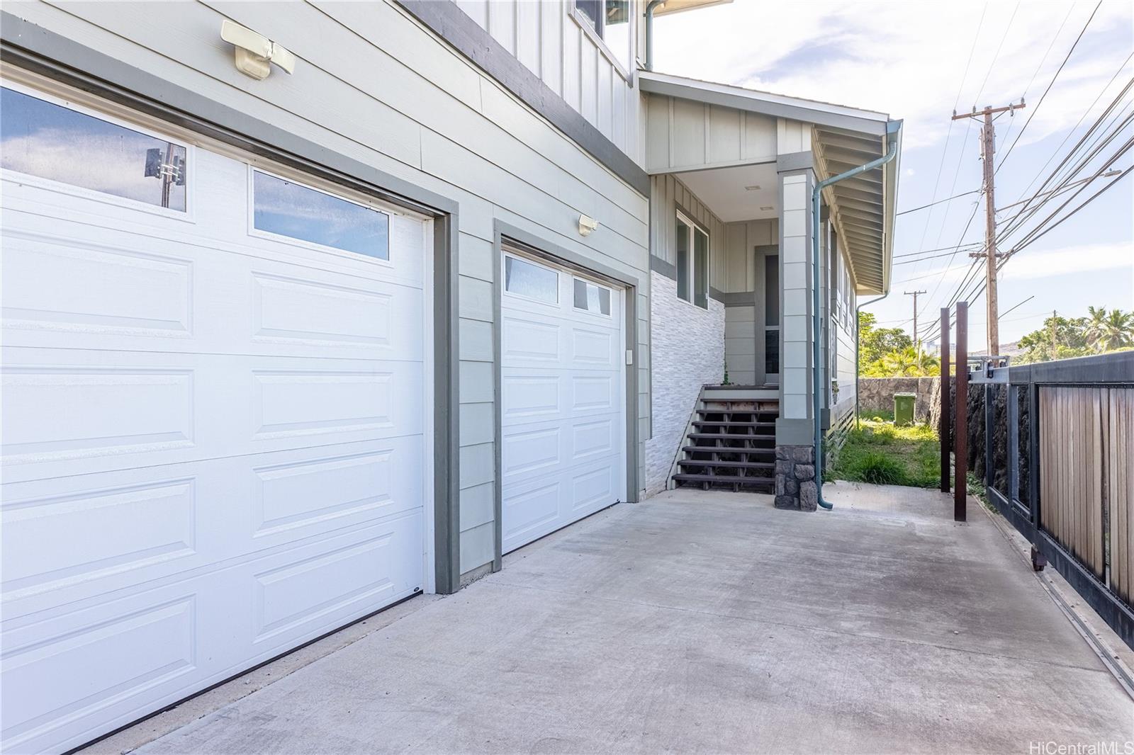 84-674  Farrington Hwy Makaha,  home - photo 1 of 18