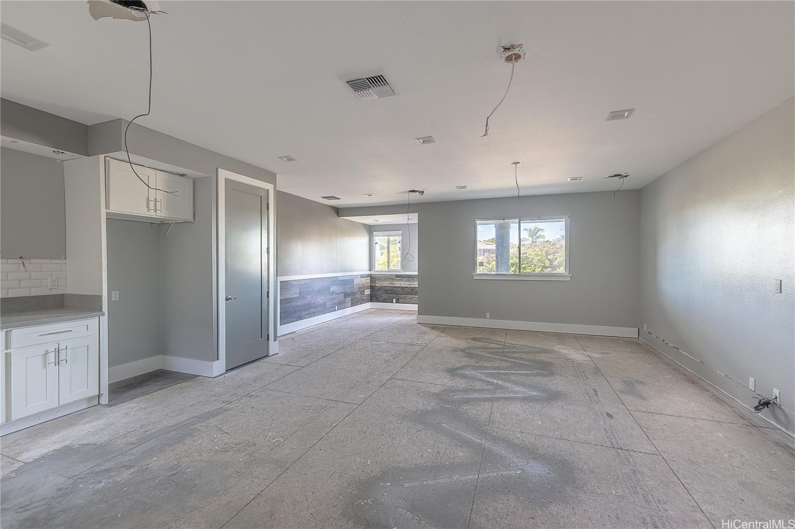 84-674  Farrington Hwy Makaha, Leeward home - photo 5 of 18