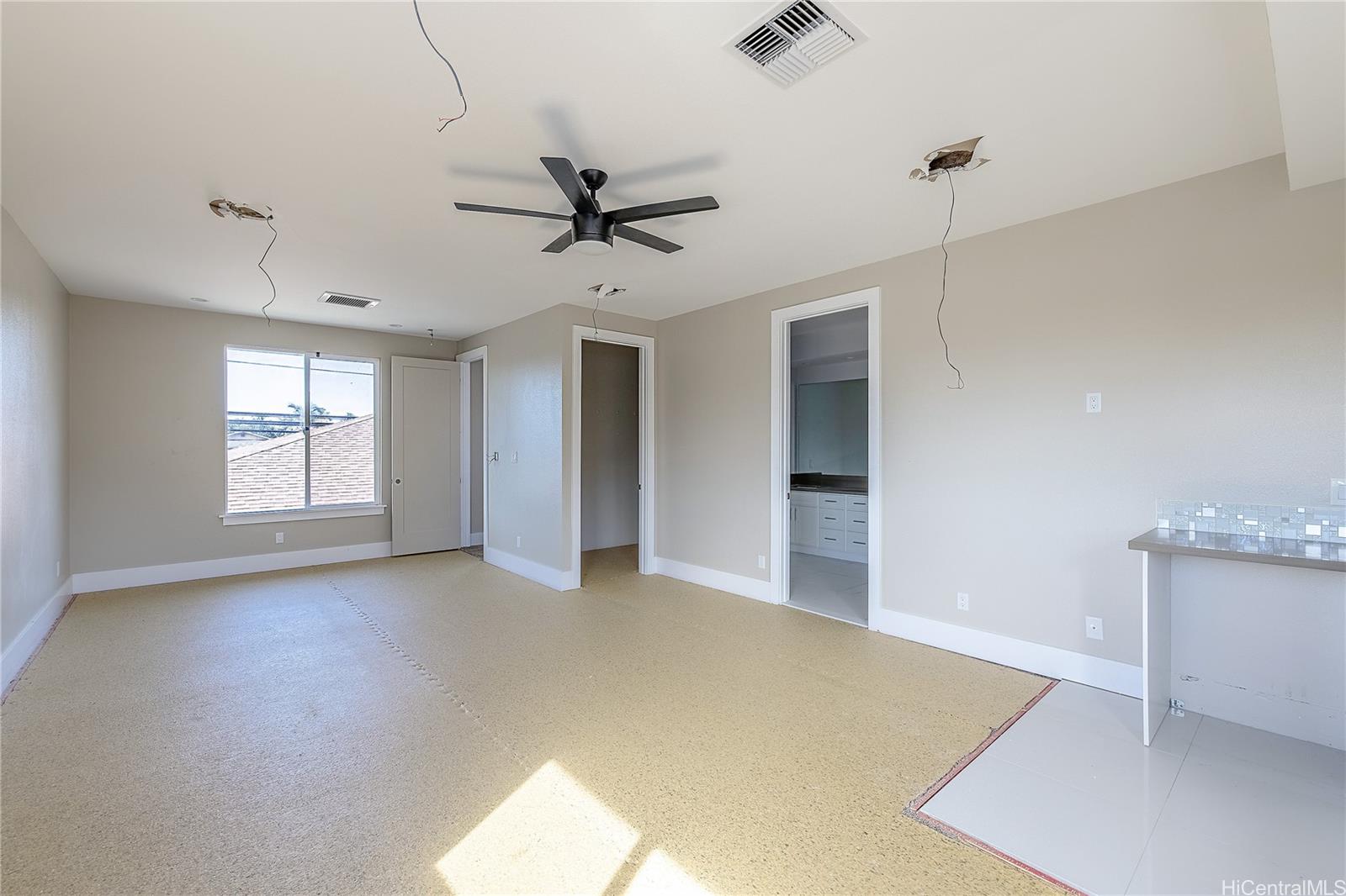 84-674  Farrington Hwy Makaha, Leeward home - photo 11 of 19