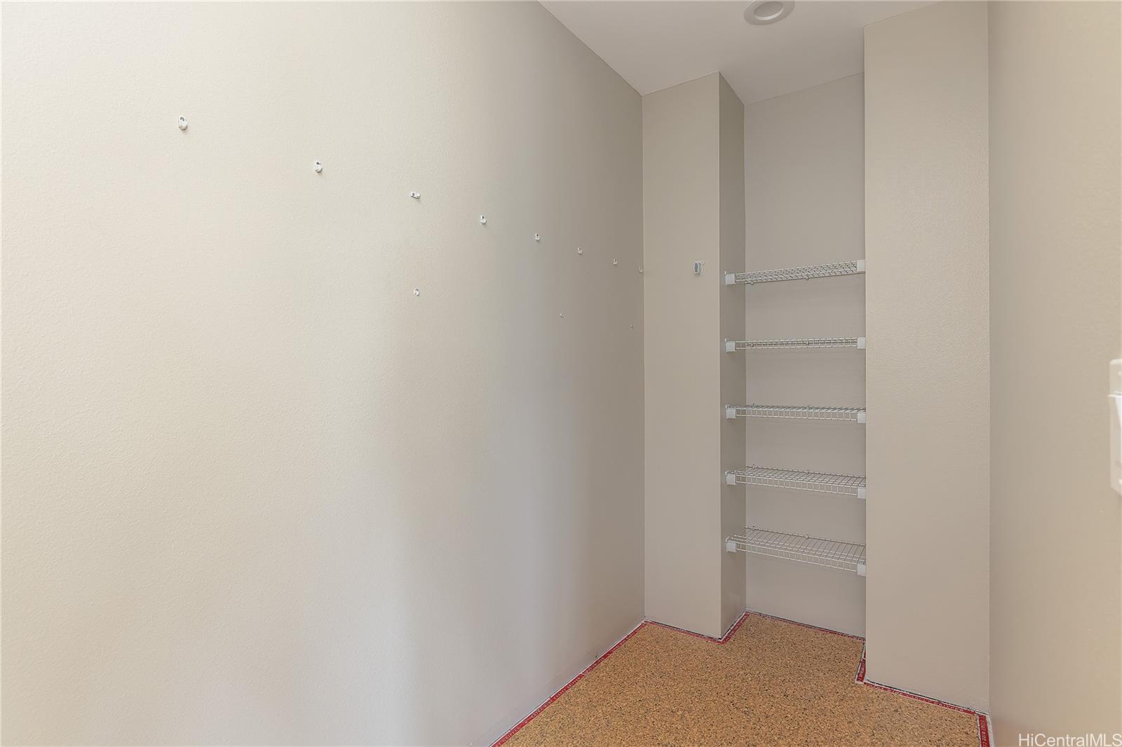 84-674  Farrington Hwy Makaha, Leeward home - photo 7 of 19