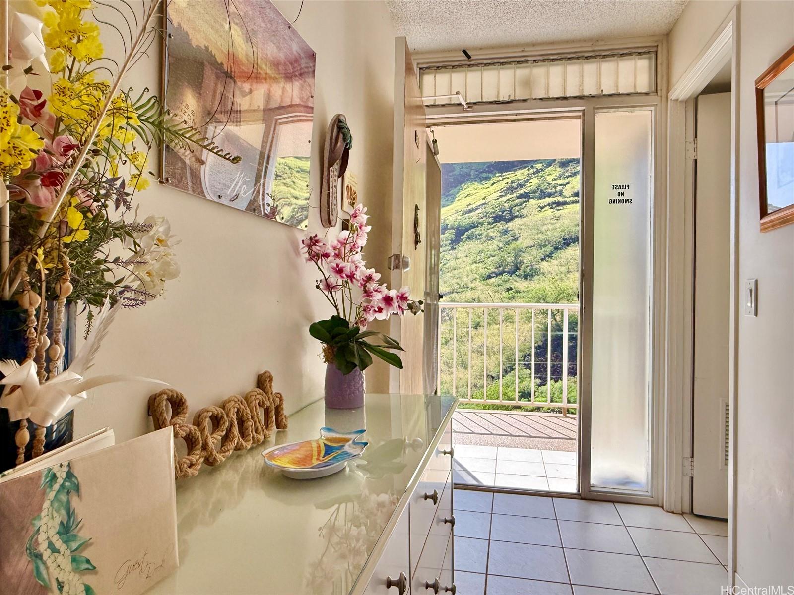 Makaha Valley Towers condo # 1001, Waianae, Hawaii - photo 12 of 19