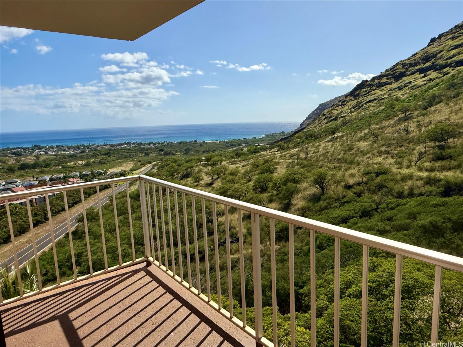 Makaha Valley Towers condo # 1001, Waianae, Hawaii - photo 13 of 19