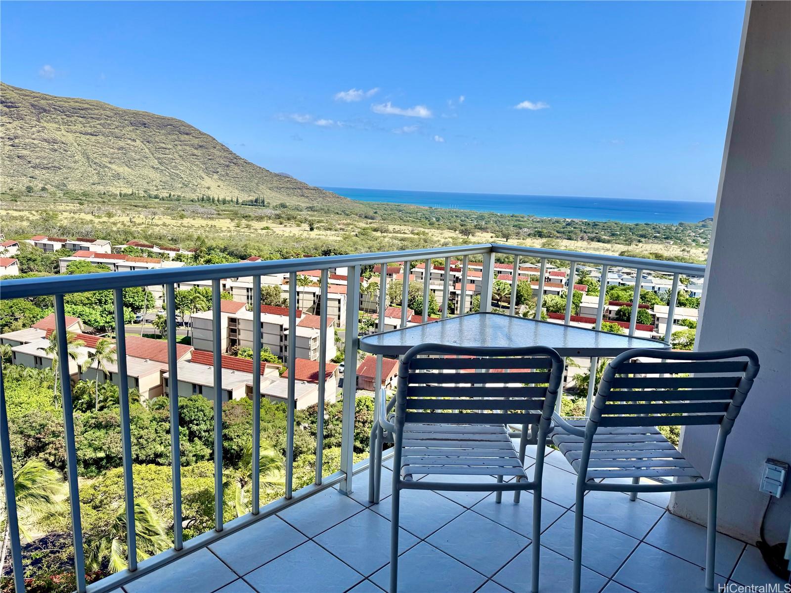 Makaha Valley Towers condo # 1001, Waianae, Hawaii - photo 14 of 19