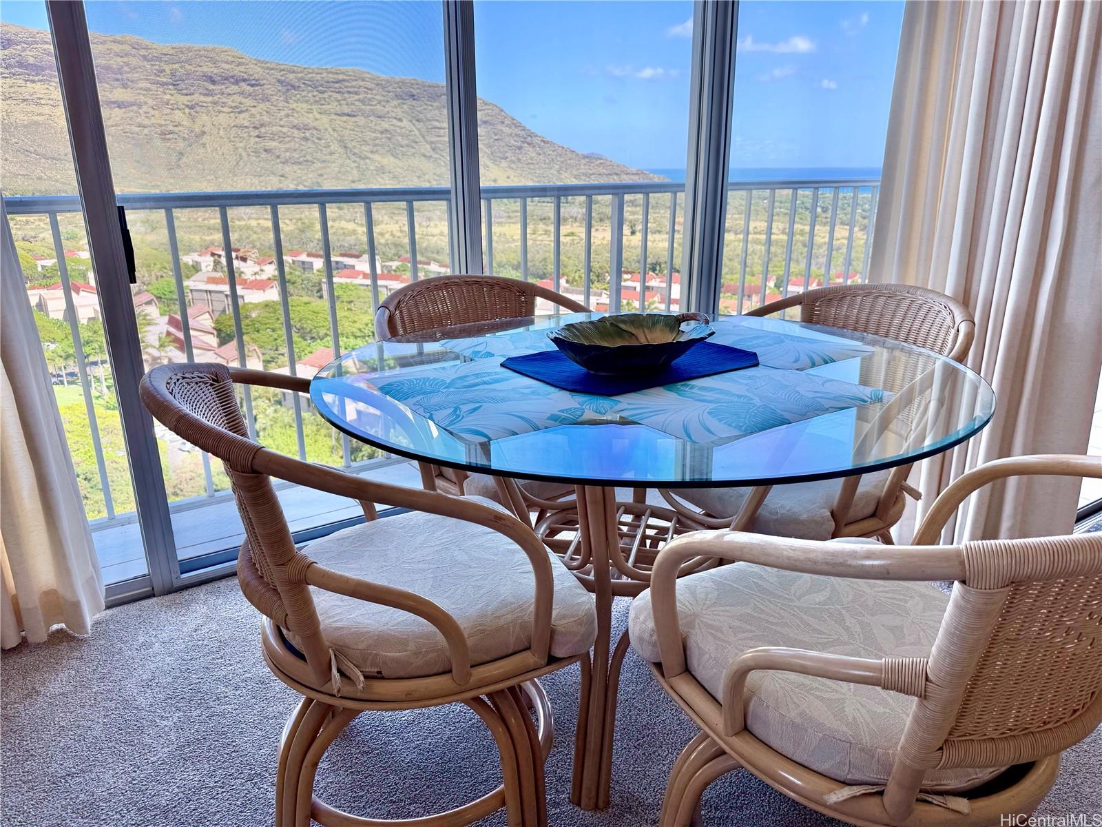 Makaha Valley Towers condo # 1001, Waianae, Hawaii - photo 6 of 19