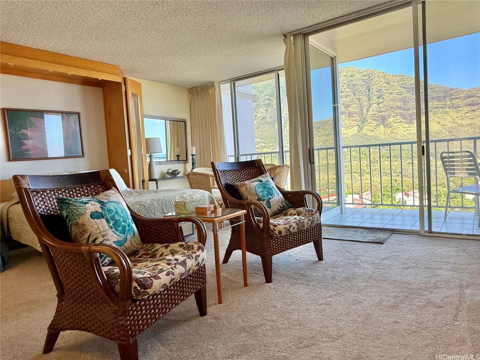 Makaha Valley Towers condo # 1001, Waianae, Hawaii - photo 7 of 19