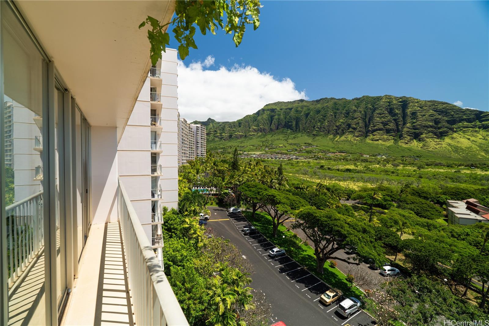 Makaha Valley Towers condo # 1006, Waianae, Hawaii - photo 13 of 14