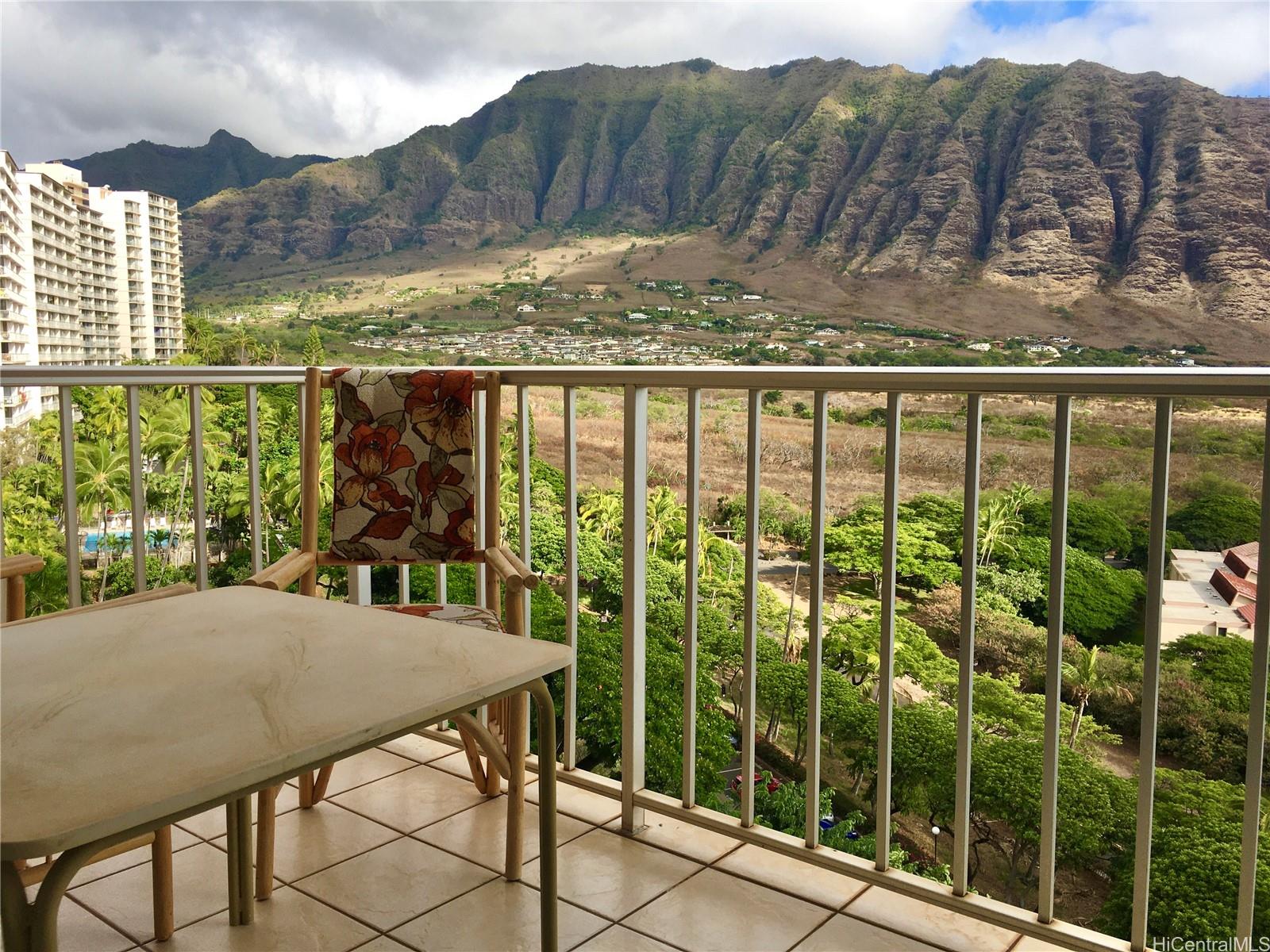 Makaha Valley Towers condo # 1204, Waianae, Hawaii - photo 13 of 19