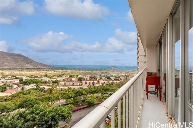 Makaha Valley Towers condo # B1008, Waianae, Hawaii - photo 18 of 22