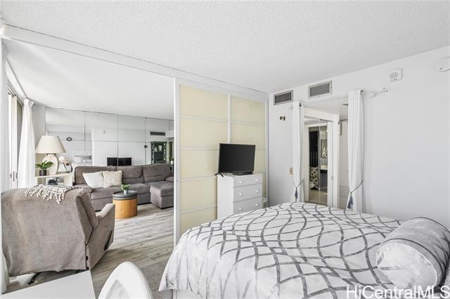 Makaha Valley Towers condo # B1008, Waianae, Hawaii - photo 9 of 22