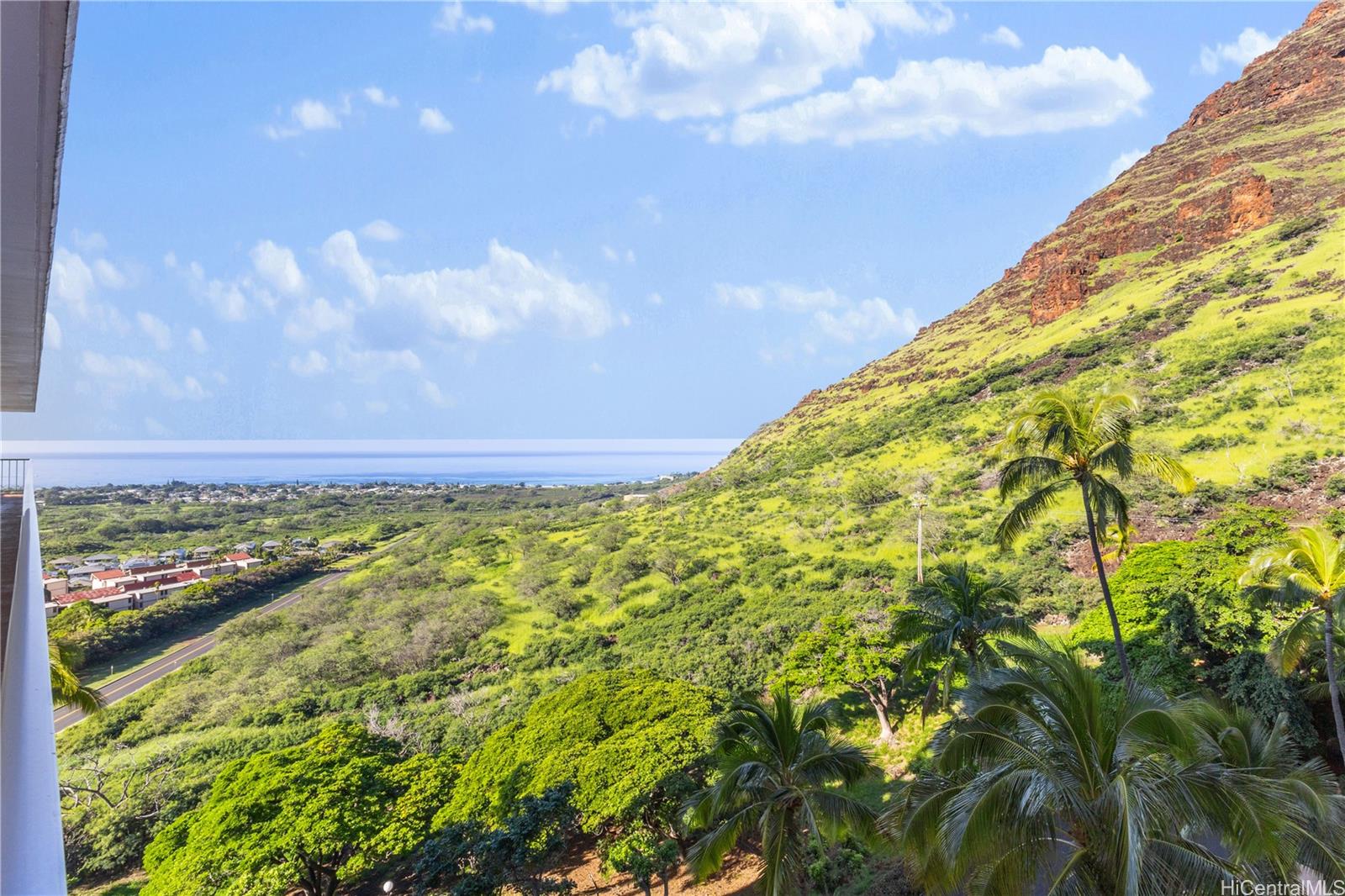 Makaha Valley Towers condo # B1108, Waianae, Hawaii - photo 16 of 20