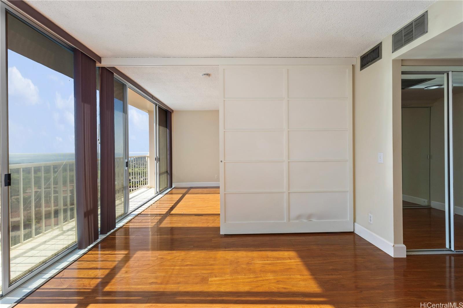 Makaha Valley Towers condo # B1108, Waianae, Hawaii - photo 6 of 20