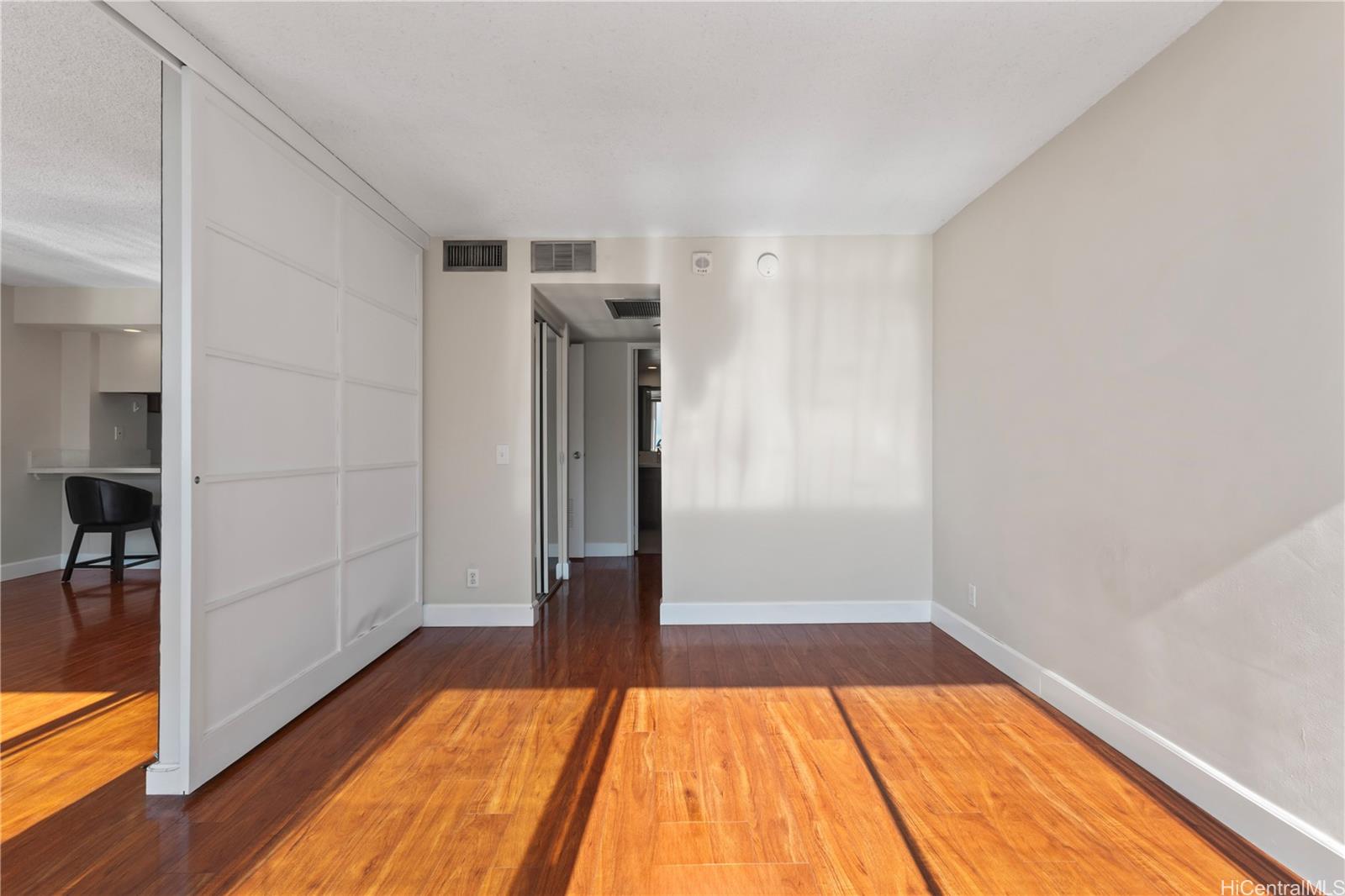 Makaha Valley Towers condo # B1108, Waianae, Hawaii - photo 7 of 20