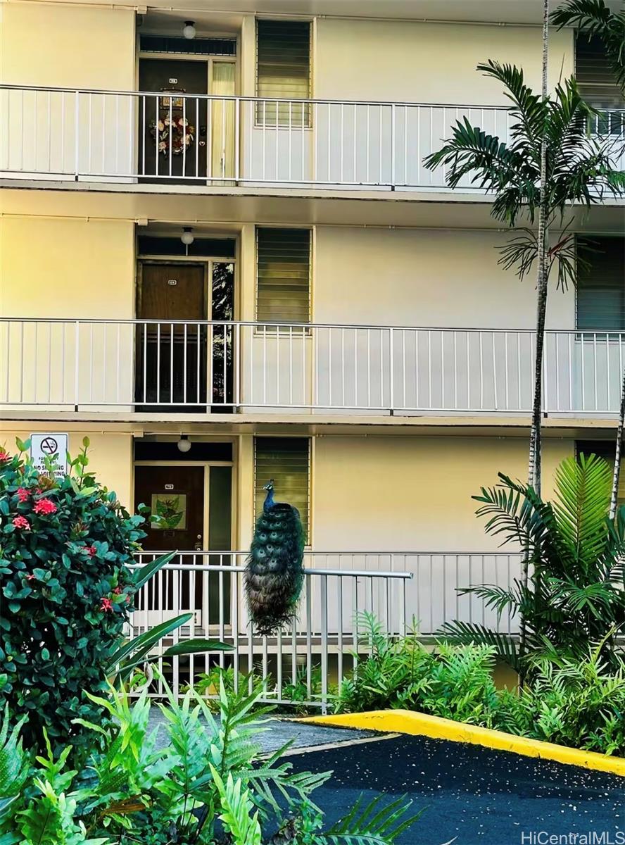 Makaha Valley Towers condo # B1206, Waianae, Hawaii - photo 12 of 25