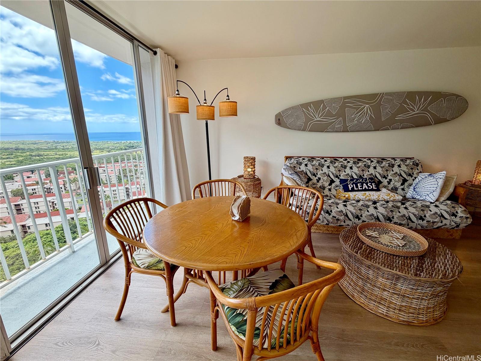 Makaha Valley Towers condo # B1206, Waianae, Hawaii - photo 5 of 10