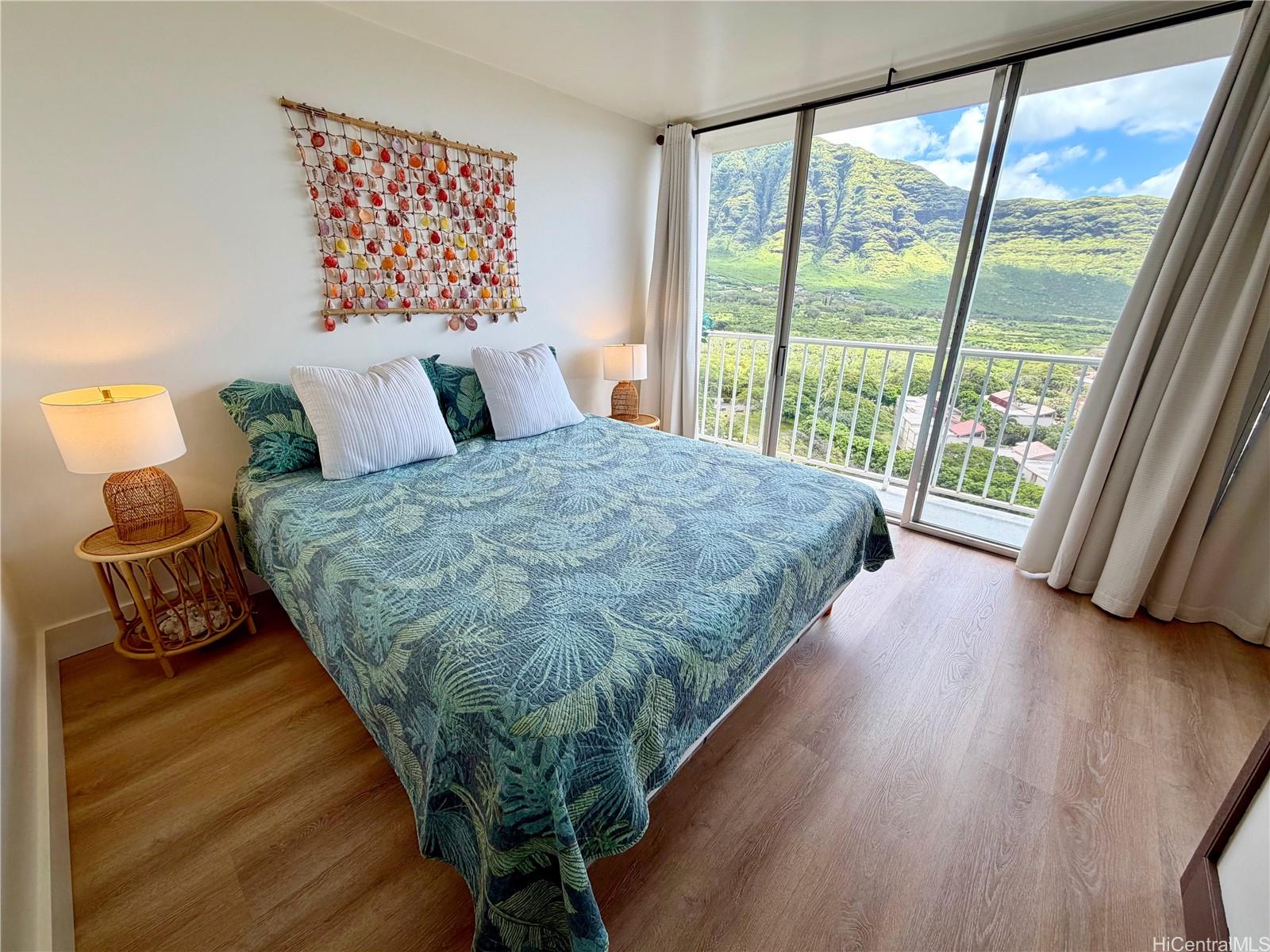 Makaha Valley Towers condo # B1206, Waianae, Hawaii - photo 7 of 10