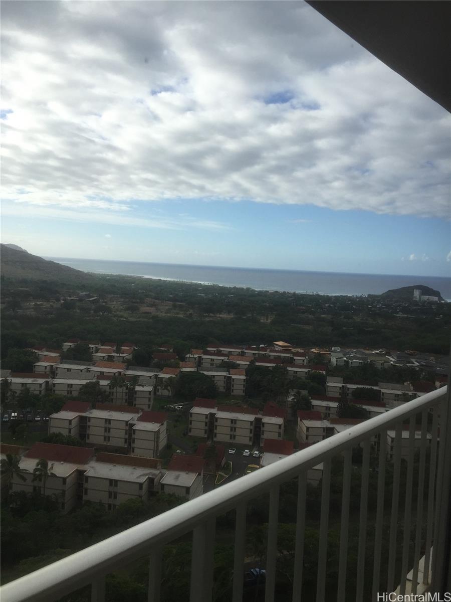 Makaha Valley Towers condo # B1606, Waianae, Hawaii - photo 11 of 15