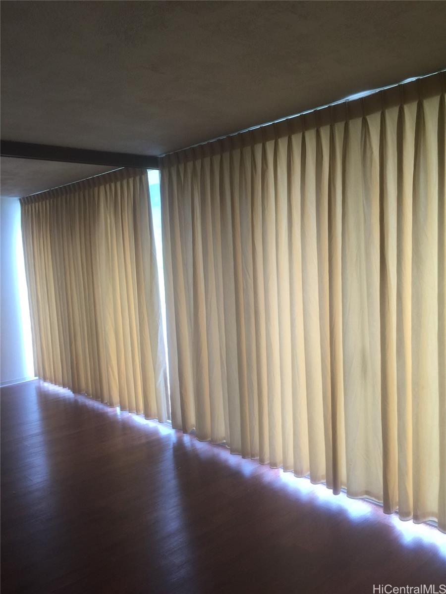 Makaha Valley Towers condo # B1606, Waianae, Hawaii - photo 12 of 15