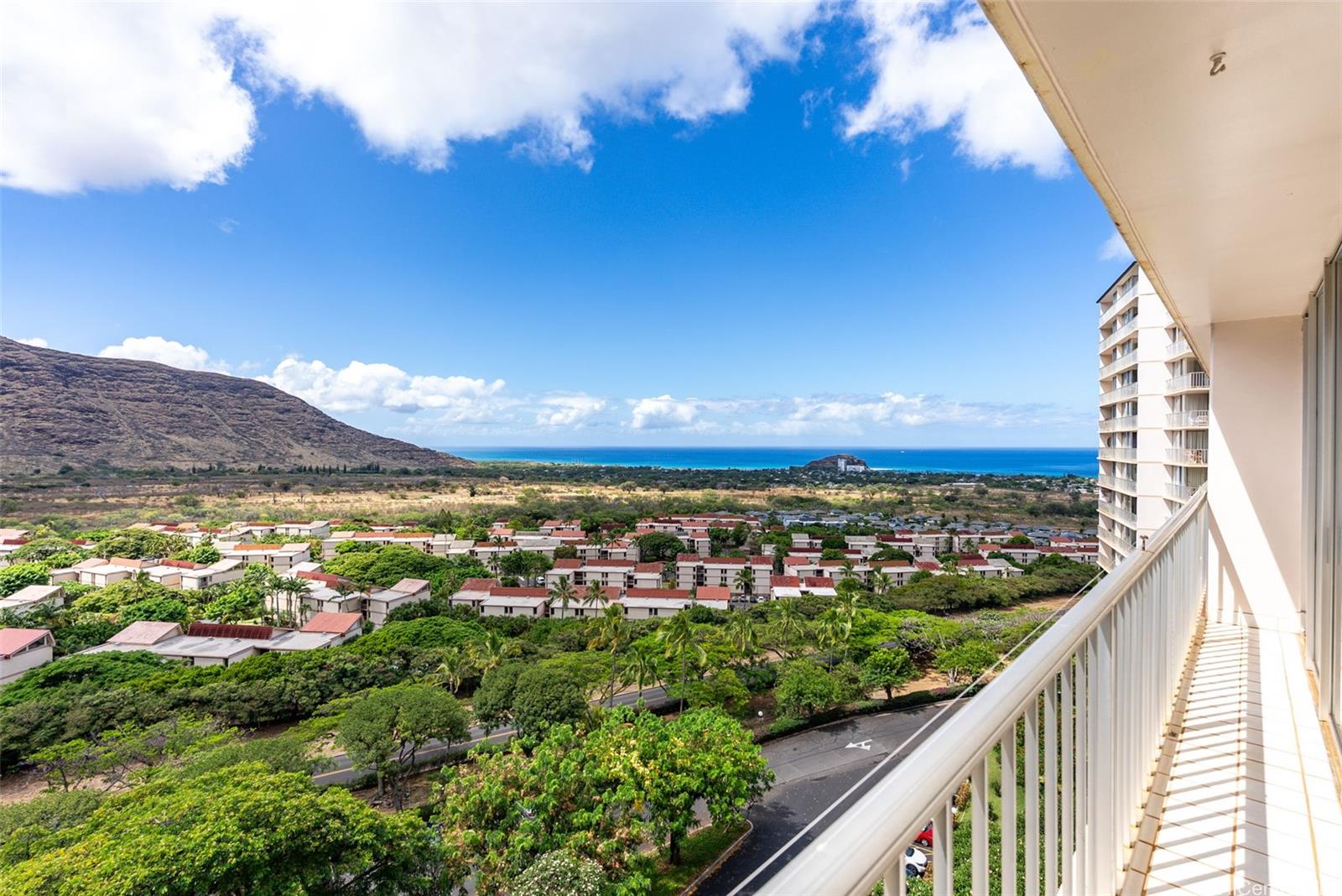 Makaha Valley Towers condo # C1210, Waianae, Hawaii - photo 22 of 25
