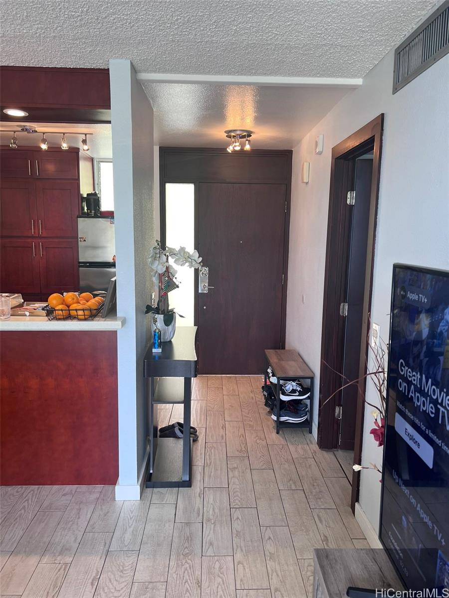 Makaha Valley Towers condo # C1310, Waianae, Hawaii - photo 12 of 22