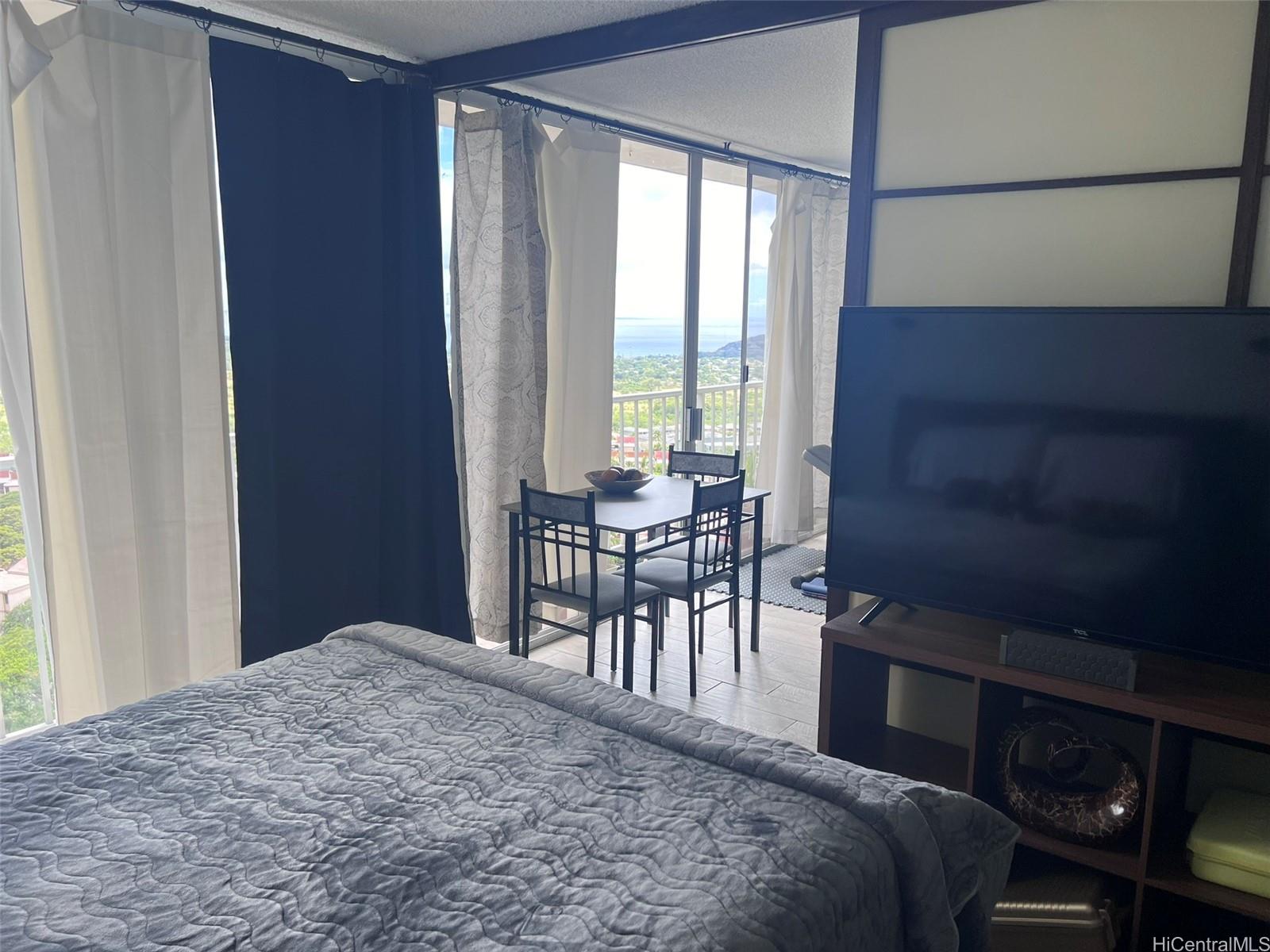 Makaha Valley Towers condo # C1310, Waianae, Hawaii - photo 13 of 22