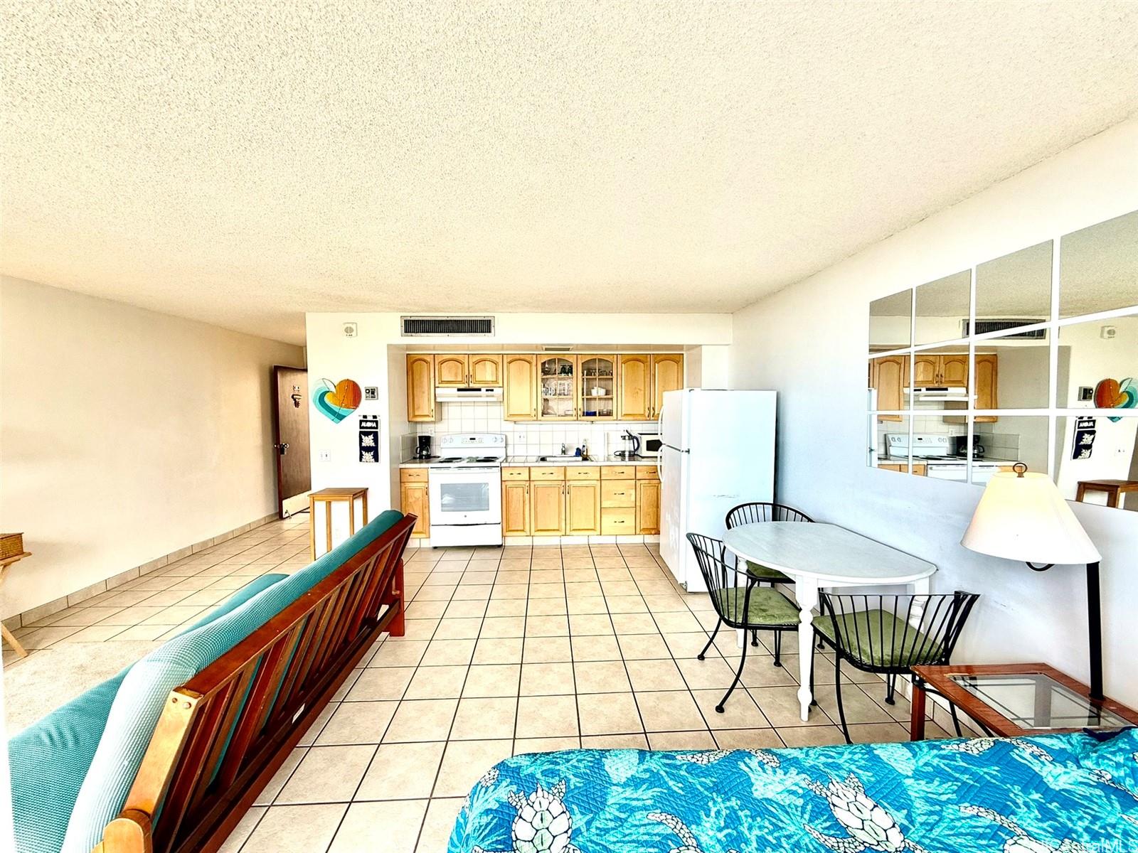 Makaha Valley Towers condo # C1609, Waianae, Hawaii - photo 12 of 19