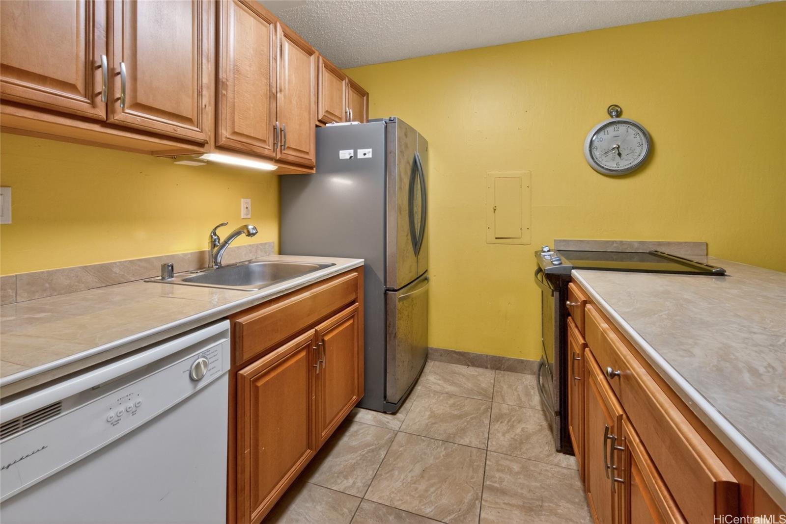 84-688 Ala Mahiku Street townhouse # 157A, Waianae, Hawaii - photo 3 of 22