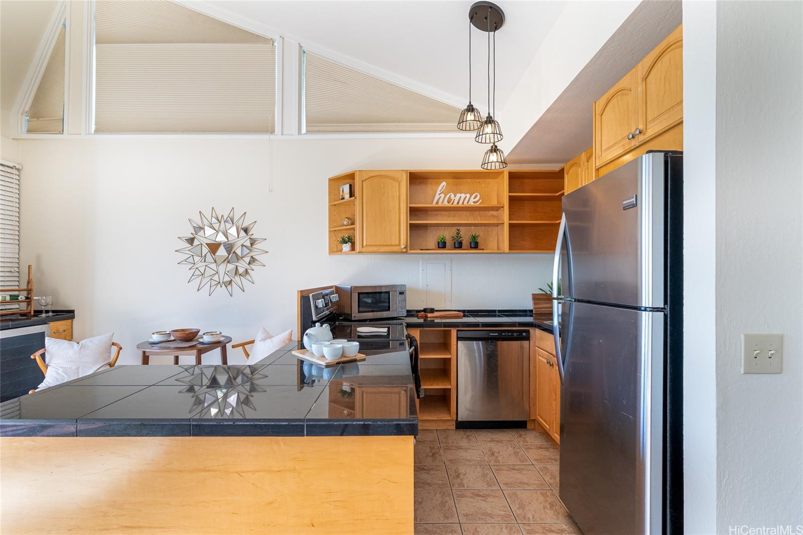 Makaha Valley Pltn condo # 34162C, Waianae, Hawaii - photo 7 of 25