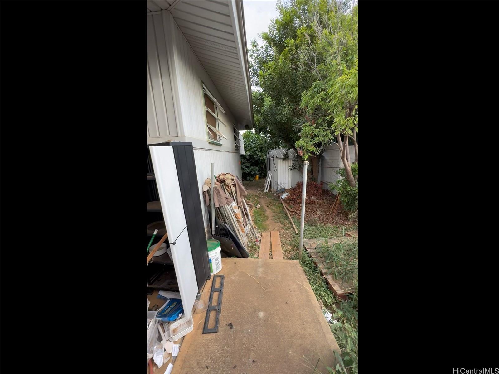 84-705  Lahaina Street Makaha, Leeward home - photo 22 of 25