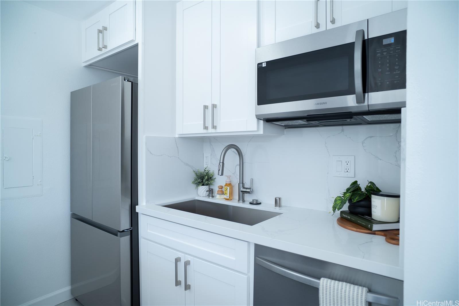 Makaha Valley Pltn condo # 106B, Waianae, Hawaii - photo 6 of 21