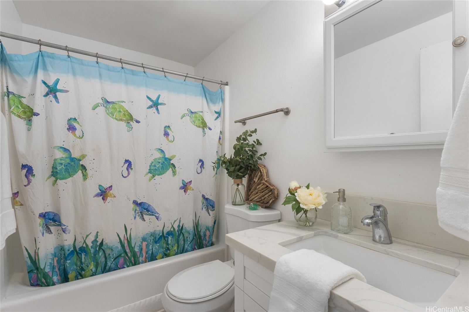 84-707 Kiana Place townhouse # 107B, Waianae, Hawaii - photo 13 of 25