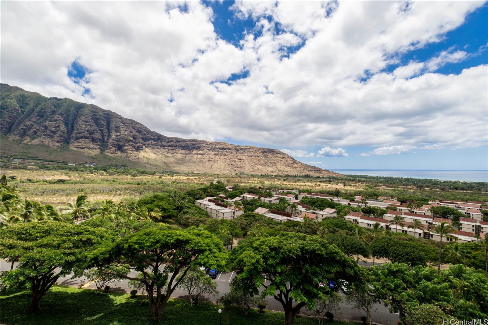 Makaha Valley Towers condo # 1011, Waianae, Hawaii - photo 19 of 25