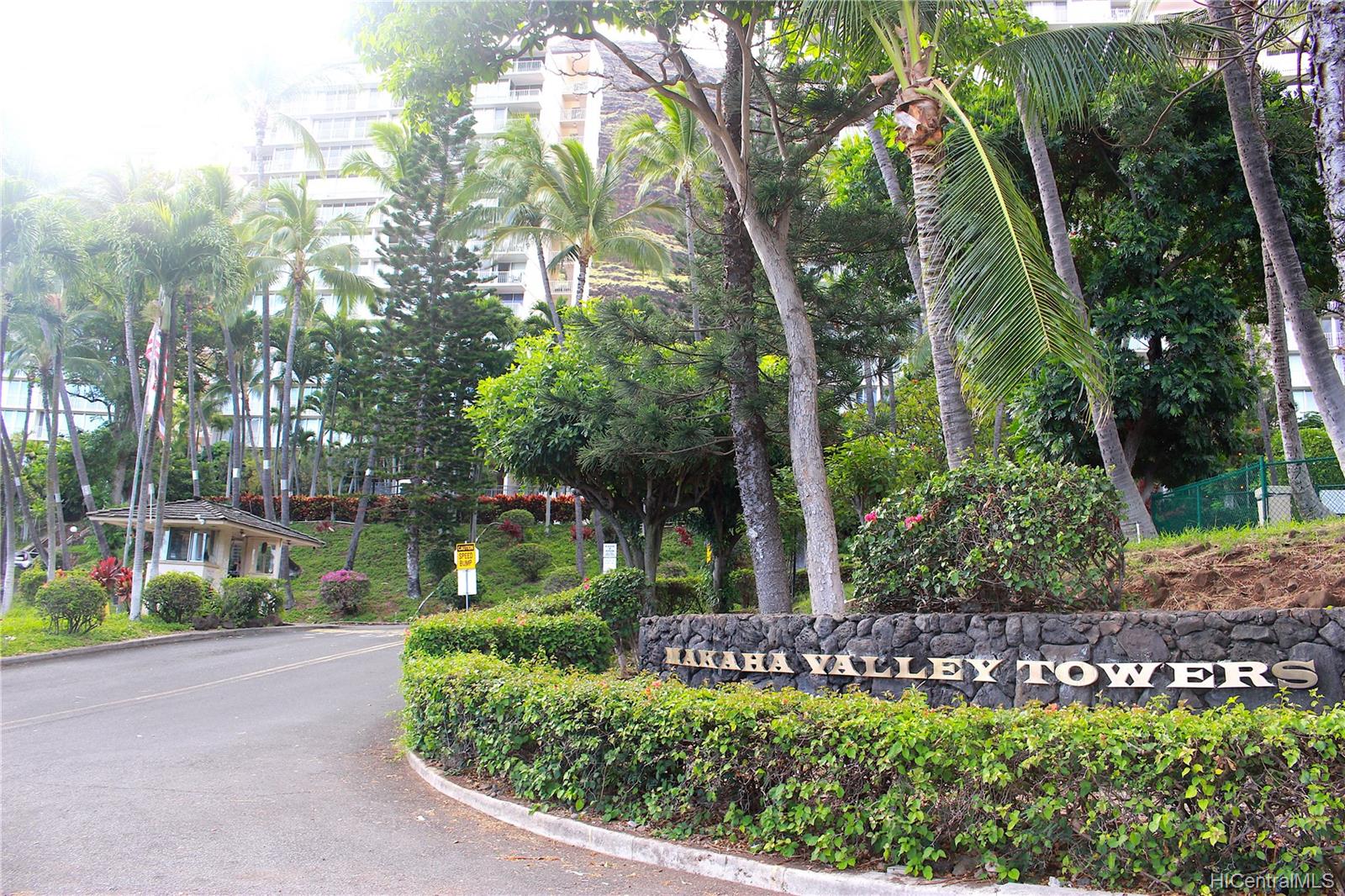 Makaha Valley Towers condo # 1816, Waianae, Hawaii - photo 2 of 21