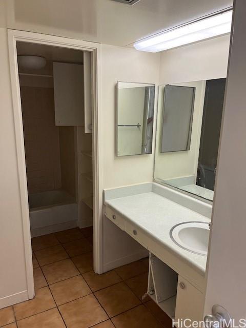 Makaha Valley Towers condo # C712, Waianae, Hawaii - photo 2 of 3