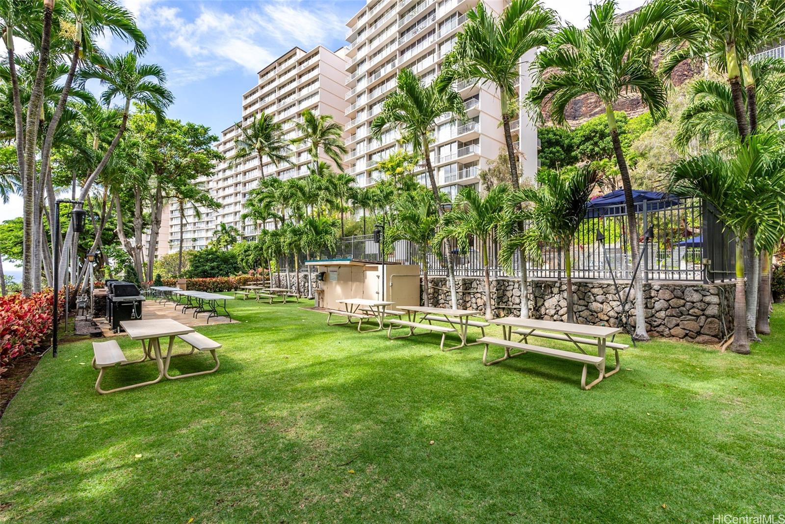 Makaha Valley Towers condo # D1016, Waianae, Hawaii - photo 23 of 25