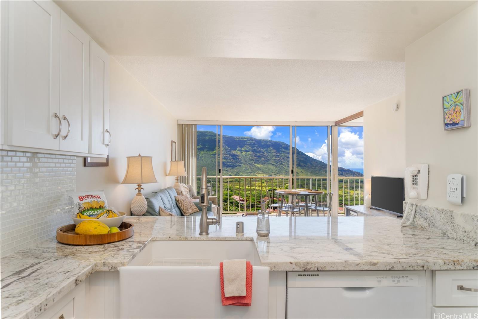 Makaha Valley Towers condo # D1315, Waianae, Hawaii - photo 11 of 25
