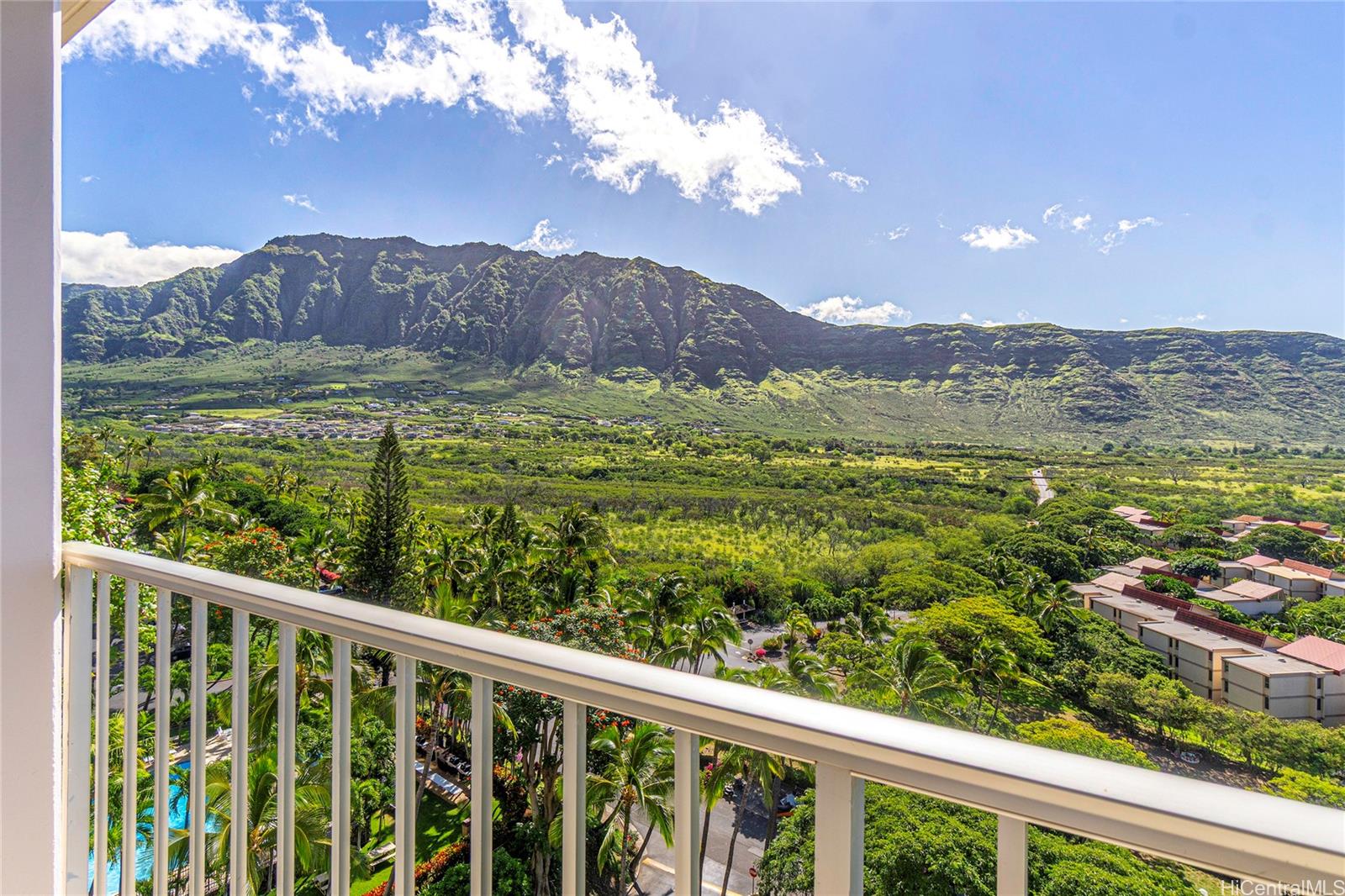 Makaha Valley Towers condo # D1315, Waianae, Hawaii - photo 19 of 25