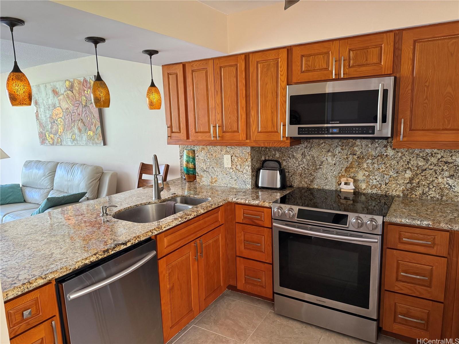 Makaha Valley Towers condo # D2014, Waianae, Hawaii - photo 2 of 16