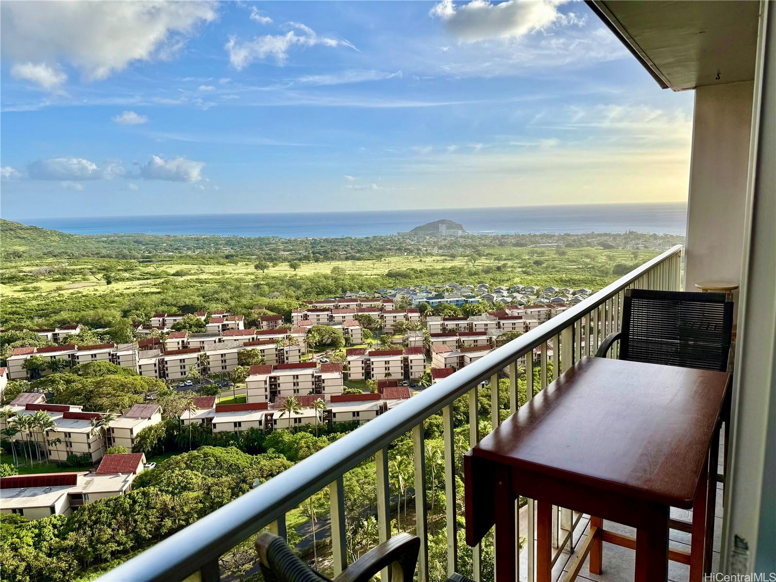 Makaha Valley Towers condo # D2014, Waianae, Hawaii - photo 12 of 16