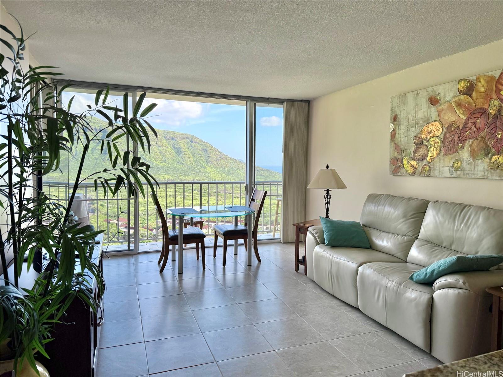 Makaha Valley Towers condo # D2014, Waianae, Hawaii - photo 5 of 17